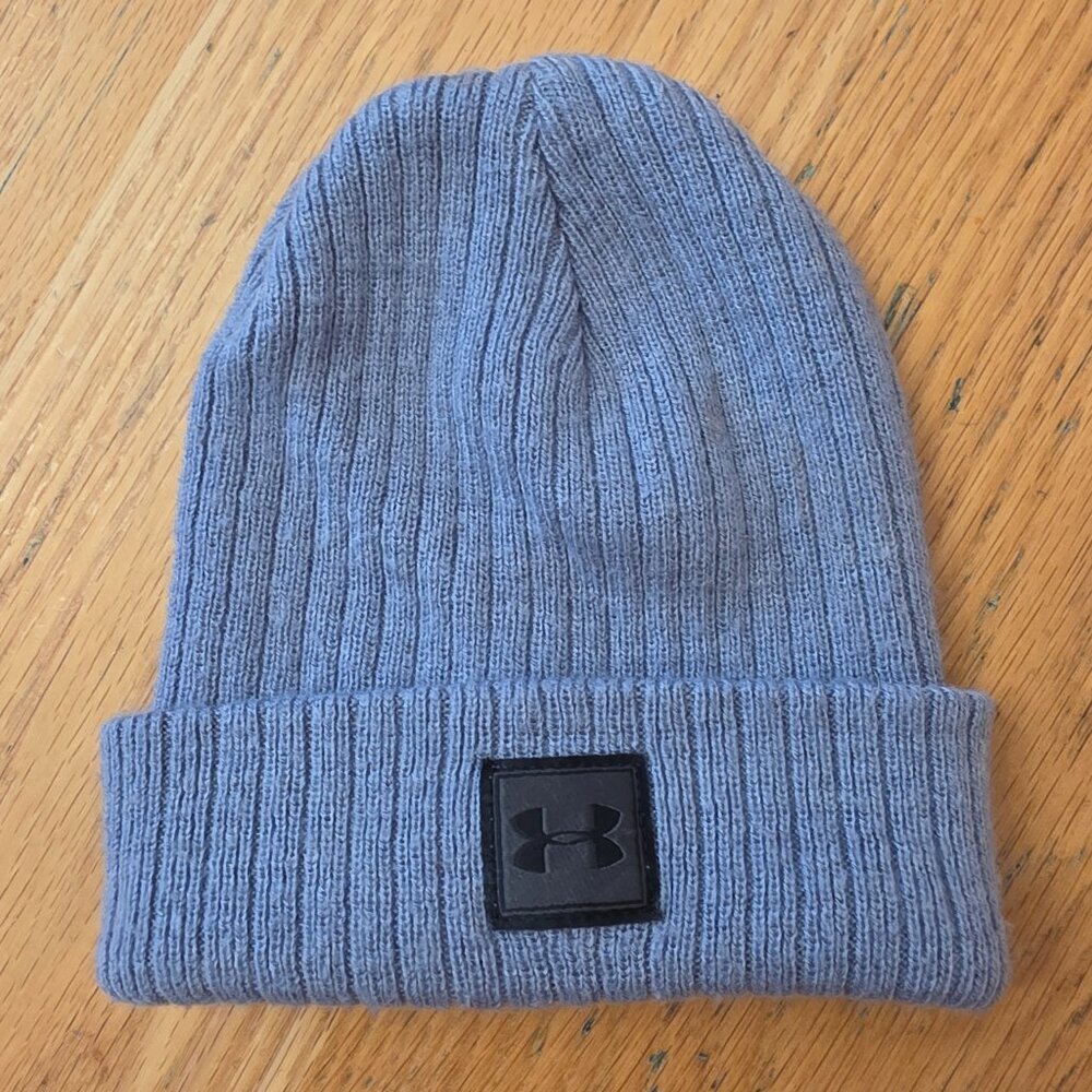 NWOT Under Armour Youth Gray Ribbed Beanie Winter Hat One Size